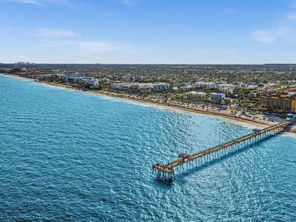 9 NE 20th Ave 203, Deerfield Beach FL 33441