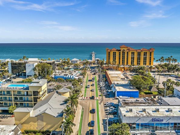 9 NE 20th Ave 203, Deerfield Beach FL 33441