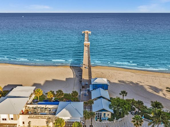 9 NE 20th Ave 203, Deerfield Beach FL 33441