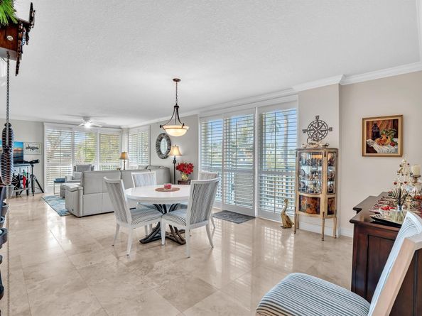 9 NE 20th Ave 203, Deerfield Beach FL 33441