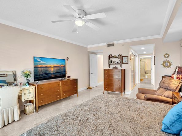 9 NE 20th Ave 203, Deerfield Beach FL 33441