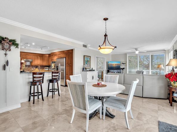 9 NE 20th Ave 203, Deerfield Beach FL 33441