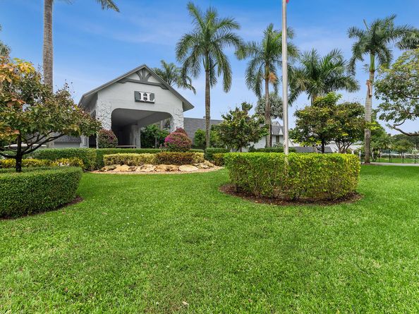 7280 Amberly Lane 208, Delray Beach FL 33446