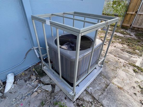 1774 Lauderdale Manor Dr, Fort Lauderdale FL 33311