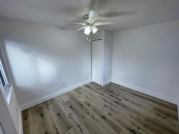 1774 Lauderdale Manor Dr, Fort Lauderdale FL 33311