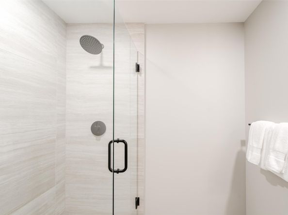 580 72nd St 1413, Miami Beach FL 33141