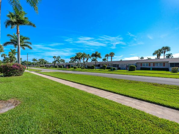 2739 Dudley Drive W D, West Palm Beach FL 33415