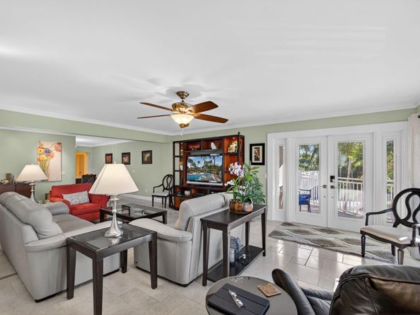 129 S Golfview Road 7, Lake Worth Beach FL 33460