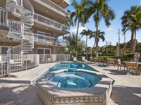 129 S Golfview Road 7, Lake Worth Beach FL 33460