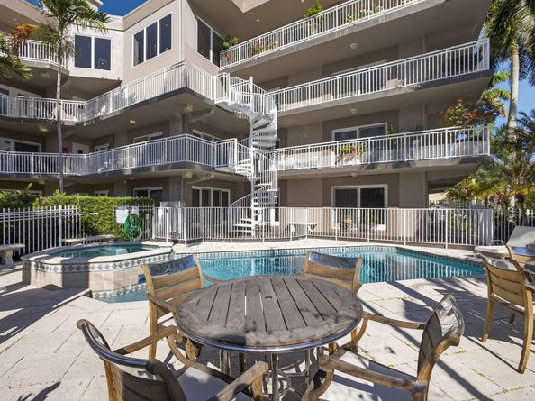 129 S Golfview Road 7, Lake Worth Beach FL 33460