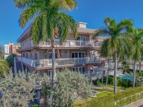 129 S Golfview Road 7, Lake Worth Beach FL 33460