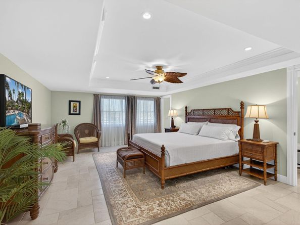 129 S Golfview Road 7, Lake Worth Beach FL 33460