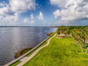 129 S Golfview Road 7, Lake Worth Beach FL 33460