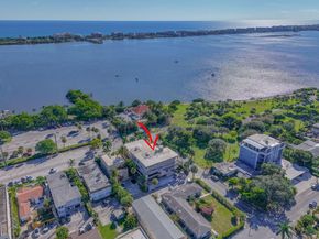 129 S Golfview Road 7, Lake Worth Beach FL 33460