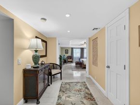 129 S Golfview Road 7, Lake Worth Beach FL 33460