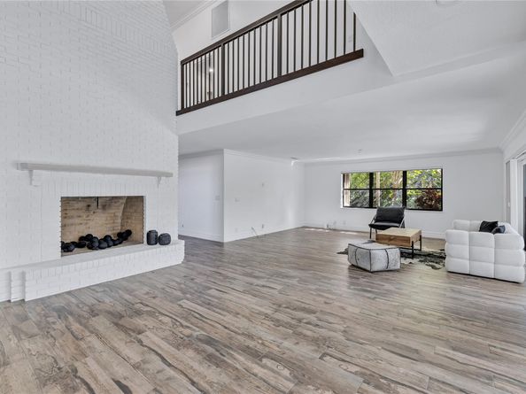 10120 Vestal Ct, Coral Springs FL 33071