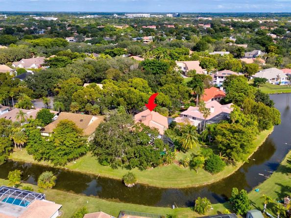 10120 Vestal Ct, Coral Springs FL 33071