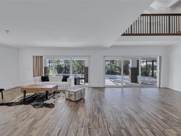 10120 Vestal Ct, Coral Springs FL 33071