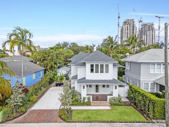 313 Vallette Way Way, West Palm Beach FL 33401