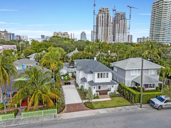 313 Vallette Way Way, West Palm Beach FL 33401