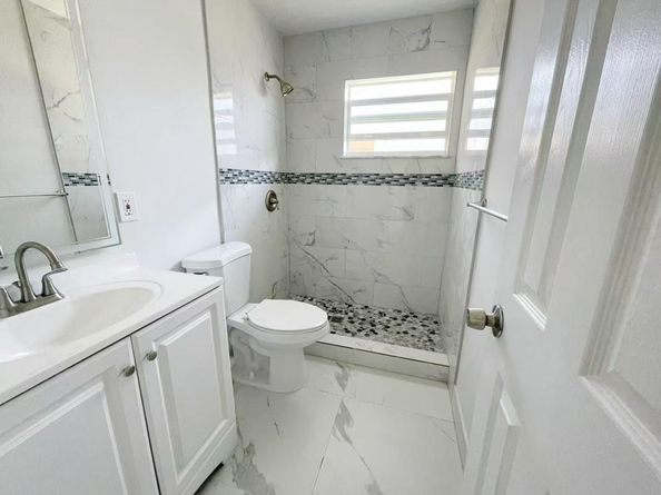 7750 Atlanta St, Hollywood FL 33024