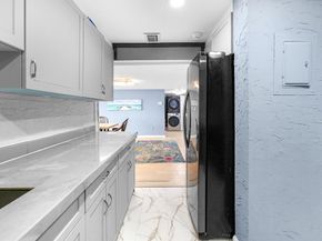 5600 N Flagler Drive 407, West Palm Beach FL 33407