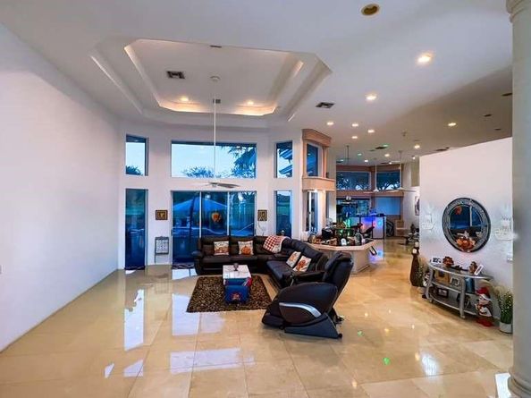 1716 NW 124th Way, Coral Springs FL 33071