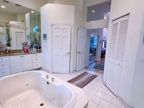 1716 NW 124th Way, Coral Springs FL 33071