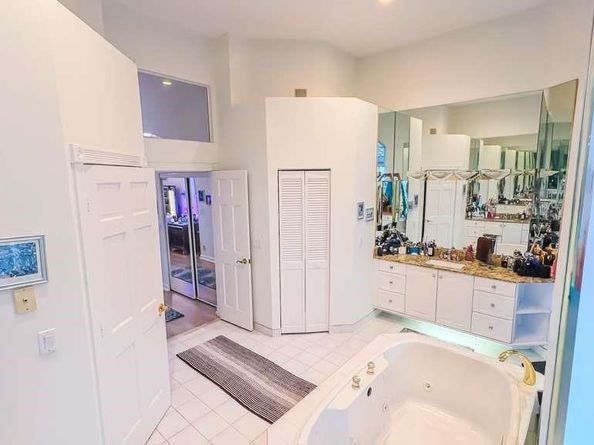 1716 NW 124th Way, Coral Springs FL 33071