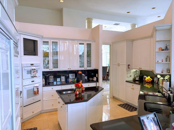 1716 NW 124th Way, Coral Springs FL 33071