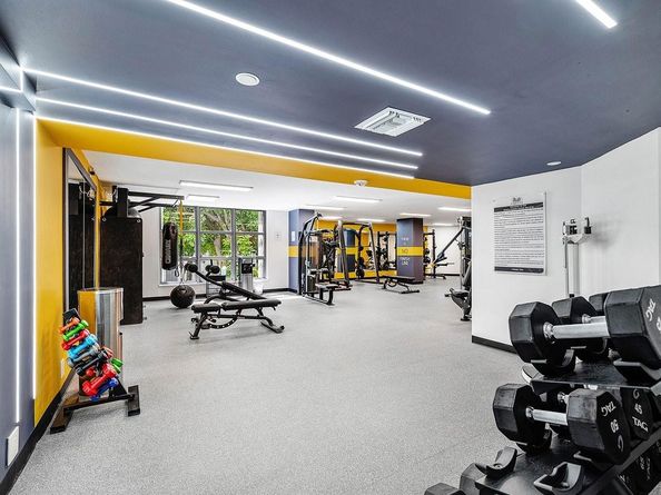 3500 Mystic Pointe Dr 1808, Aventura FL 33180