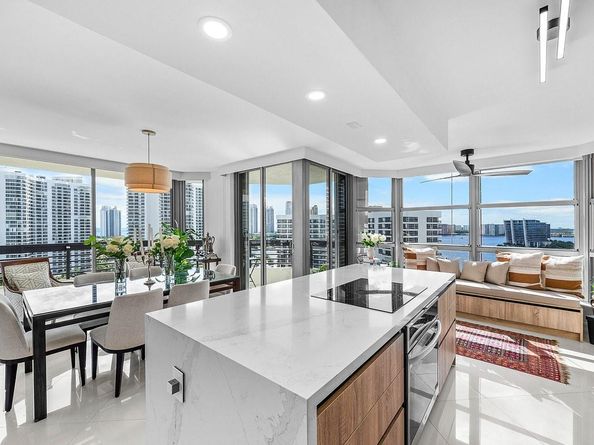 3500 Mystic Pointe Dr 1808, Aventura FL 33180