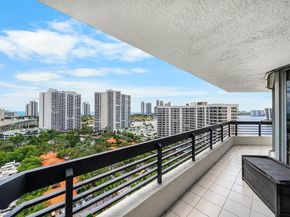3500 Mystic Pointe Dr 1808, Aventura FL 33180