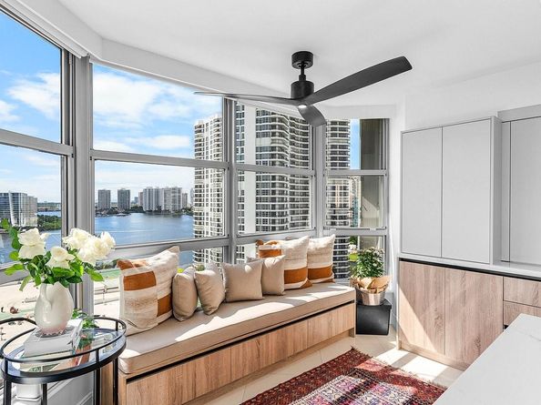 3500 Mystic Pointe Dr 1808, Aventura FL 33180