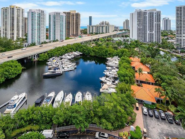 3500 Mystic Pointe Dr 1808, Aventura FL 33180