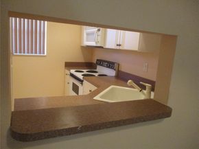 8390 Lagos De Campo Blvd 304, Tamarac FL 33321