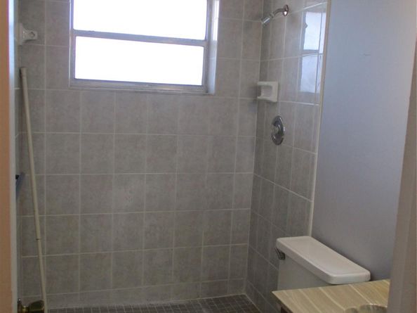 8390 Lagos De Campo Blvd 304, Tamarac FL 33321