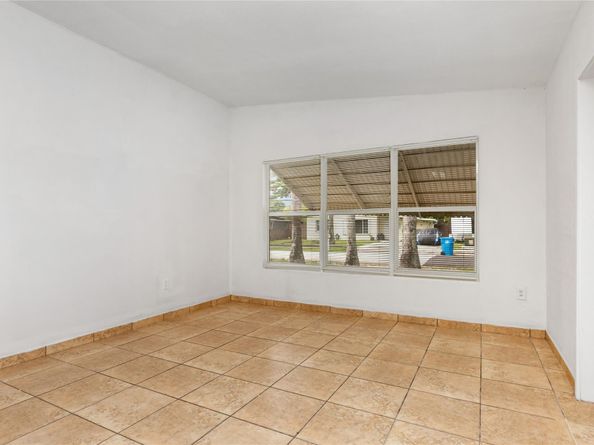 3701 SW 43rd Ave, West Park FL 33023