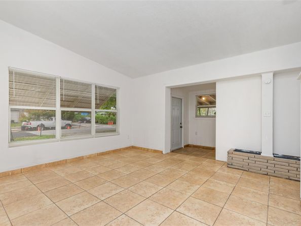 3701 SW 43rd Ave, West Park FL 33023