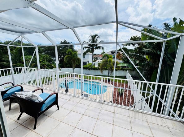 3020 Rockville Lane, Royal Palm Beach FL 33411