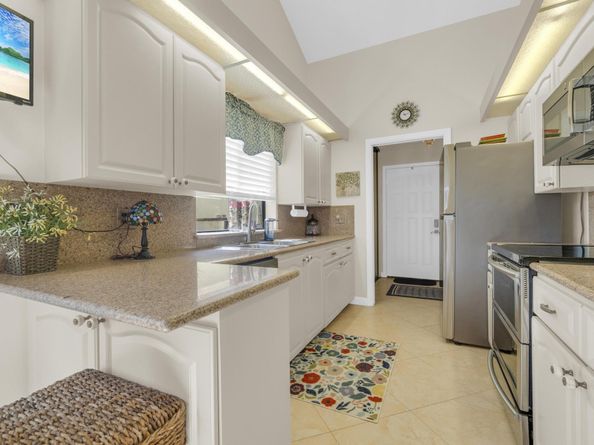 2855 Eagle Lane, West Palm Beach FL 33409