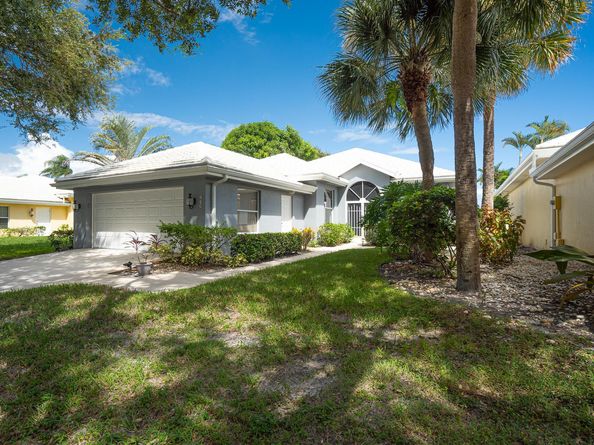960 Bear Island Circle, West Palm Beach FL 33409