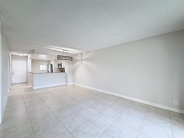7750 NW 50th St 106, Lauderhill FL 33351