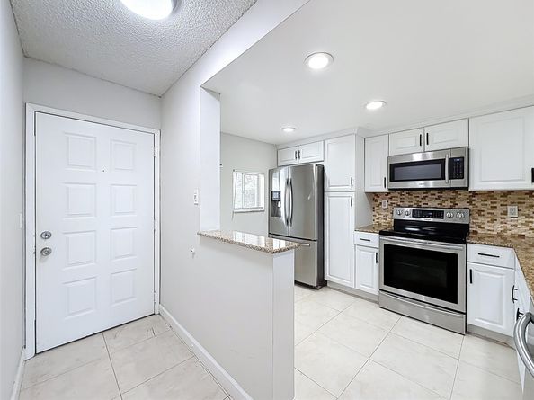 7750 NW 50th St 106, Lauderhill FL 33351
