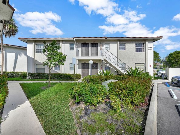 3260 Coral Ridge Dr 3260, Coral Springs FL 33065