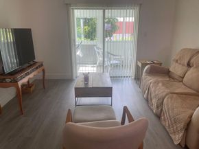 1117 Lake Terrace F207, Boynton Beach FL 33426