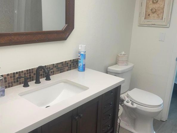 1117 Lake Terrace F207, Boynton Beach FL 33426