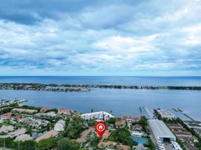 6 S Lakeshore Drive, Hypoluxo FL 33462