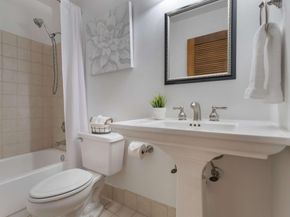 6 S Lakeshore Drive, Hypoluxo FL 33462