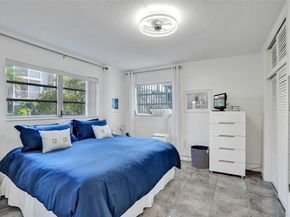 17001 NE 13th Ave 104, Miami FL 33162